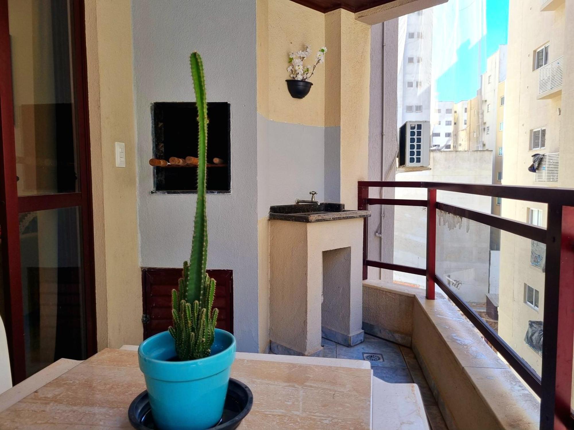 Uma Quadra E Meia Do Mar Ar Wifi Smart Tv Itapema Exteriér fotografie